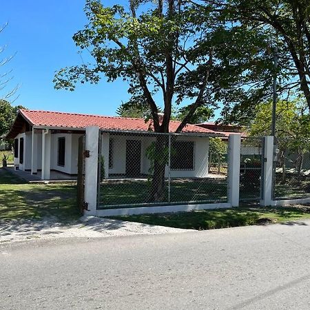 Appartamento Amplia Casa En Paquera Esterno foto